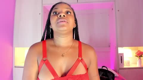 Snapshot of tamarazaki chatting on 02.27.25 Tami online show from 02.27.25