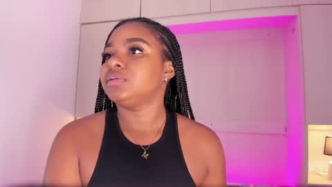 Snapshot of tamarazaki chatting on 03.06.25 Tami online show from 03.06.25