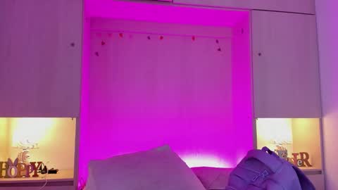 Snapshot of tamarazaki chatting on 09.19.25 Tami online show from 09.19.25