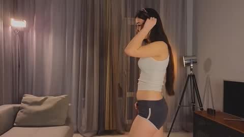 Snapshot of tamekateetz chatting on 02.21.26 Mio online show from 02.21.26