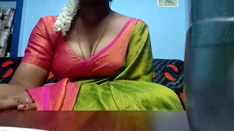 Snapshot of tamilmadhi520 chatting on 04.19.26 tamilmadhi520 online show from 04.19.26