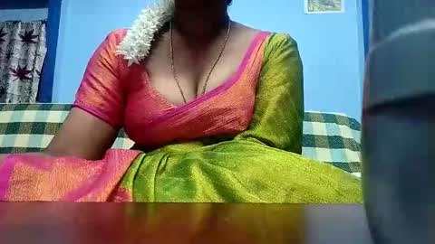 Snapshot of tamilmadhi520 chatting on 04.30.26 tamilmadhi520 online show from 04.30.26