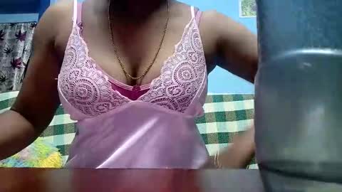 Snapshot of tamilmadhi520 chatting on 05.30.26 tamilmadhi520 online show from 05.30.26