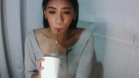 Snapshot of tamira_sassyqueen chatting on 01.11.25 Kylie online show from 01.11.25