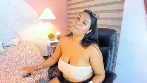 Snapshot of tammara_brm chatting on 07.06.26 Tammara online show from 07.06.26