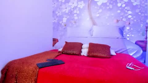 Snapshot of tammy_25_ chatting on 10.21.25 TAMMY online show from 10.21.25