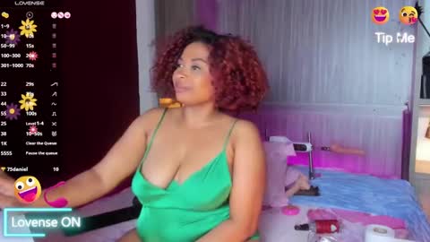 T A M M Y  online show from 01.25.25