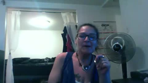 Tanah online show from 10.25.25