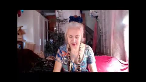 Snapshot of tanganiika chatting on 09.26.25 Milena online show from 09.26.25