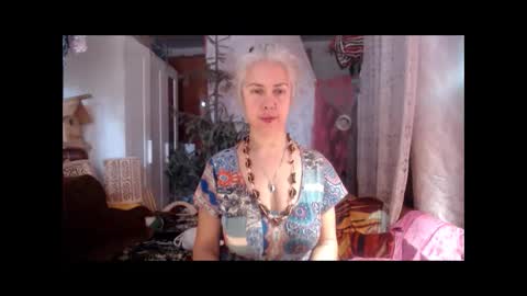 Snapshot of tanganiika chatting on 10.14.25 Milena online show from 10.14.25