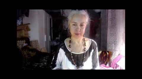 Snapshot of tanganiika chatting on 10.20.25 Milena online show from 10.20.25