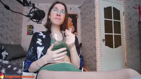 Snapshot of tangerine4dreams chatting on 02.05.26 Milena Kuprianova online show from 02.05.26