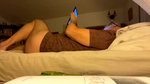 Dominique online show from 01.08.25