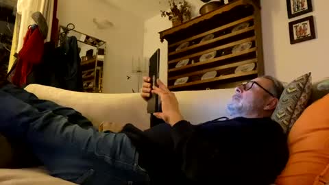 Dominique online show from 01.15.25