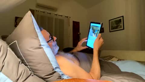 Dominique online show from 01.31.25