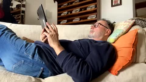 Dominique online show from 02.08.25