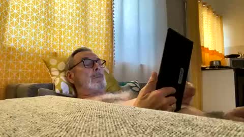 Dominique online show from 03.06.25