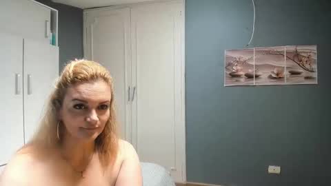 taniabonnet  online show from 04.11.26