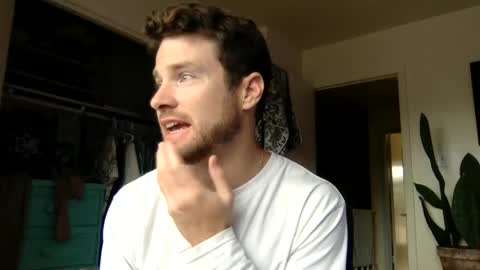 Snapshot of tantrichealing chatting on 02.20.25 Dr. Love online show from 02.20.25