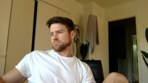 Snapshot of tantrichealing chatting on 09.16.25 Dr. Love online show from 09.16.25