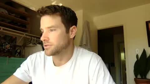 Snapshot of tantrichealing chatting on 11.03.25 Dr. Love online show from 11.03.25