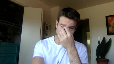 Snapshot of tantrichealing chatting on 11.08.25 Dr. Love online show from 11.08.25