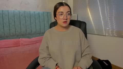 Tara  online show from 02.11.26