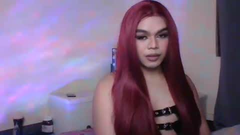 Snapshot of tarahriches chatting on 10.03.25 tarahriches online show from 10.03.25