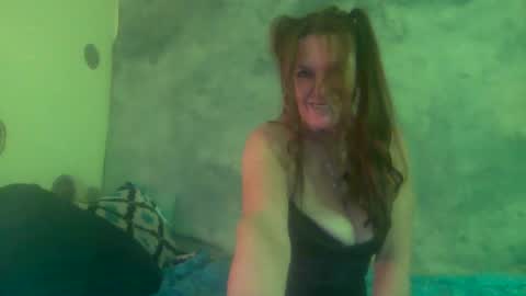 tara lynn online show from 01.09.25
