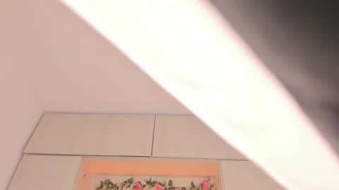  T A R A  online show from 10.19.25