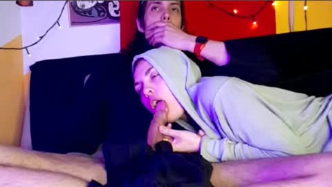 T  J   online show from 10.28.25