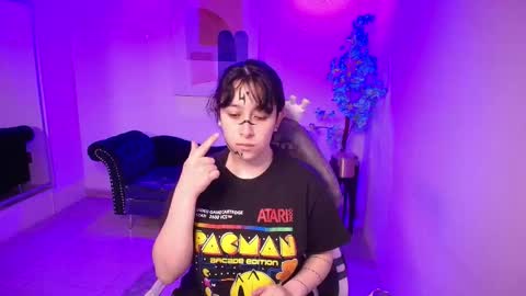 Snapshot of tarly_matches chatting on 11.21.25 Tarly online show from 11.21.25