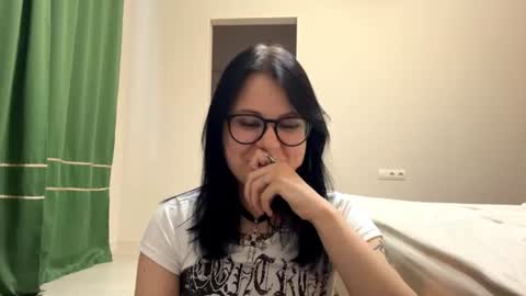 Snapshot of tarshalovaas chatting on 08.08.26 Tarsha online show from 08.08.26