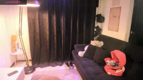 Snapshot of tarzanylobo chatting on 01.29.25 Tarzan online show from 01.29.25