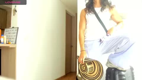 Snapshot of tarzanylobo chatting on 02.03.25 Tarzan online show from 02.03.25