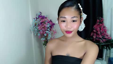 Snapshot of tashaa_09 chatting on 10.19.25 call me tashaa online show from 10.19.25