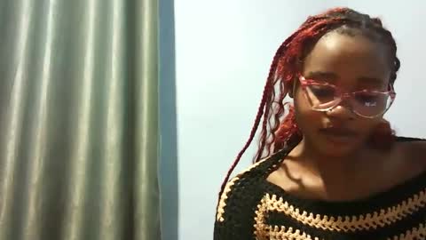 Snapshot of tashacutey chatting on 01.04.25 Tasha online show from 01.04.25