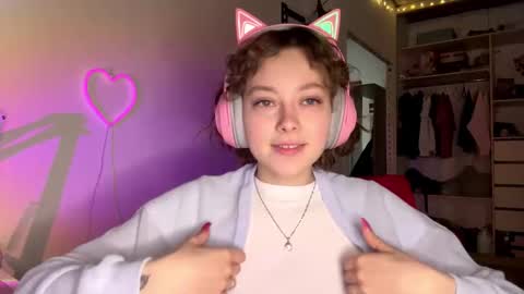 Snapshot of tashajovich chatting on 03.02.26 Darlin online show from 03.02.26