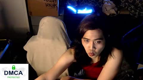 Snapshot of tashakai chatting on 12.23.24 TashaKai online show from 12.23.24