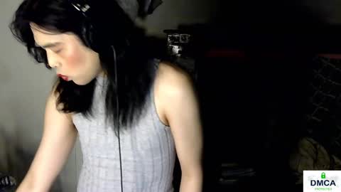 Snapshot of tashakai chatting on 03.12.25 TashaKai online show from 03.12.25