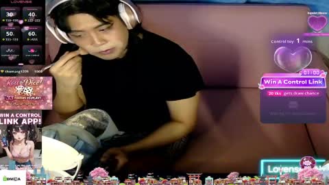 Snapshot of tashakai chatting on 05.16.26 TashaKai online show from 05.16.26