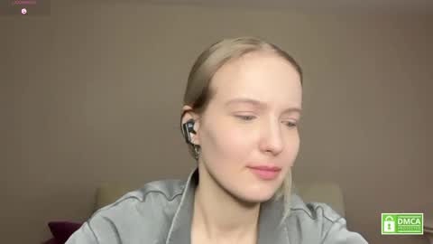 Snapshot of tashinapetitto chatting on 02.23.26 Your Ressie online show from 02.23.26