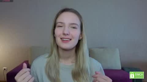 Snapshot of tashinapetitto chatting on 05.25.26 Your Ressie online show from 05.25.26