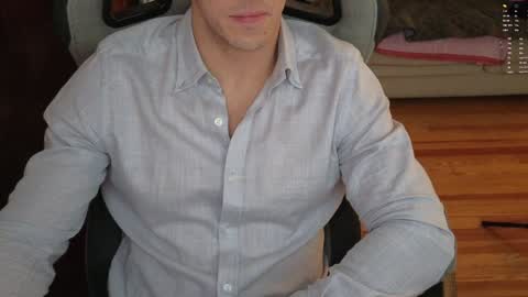 Carlenjoyswithoil online show from 12.08.24