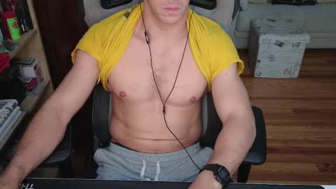 Carlenjoyswithoil online show from 02.16.25