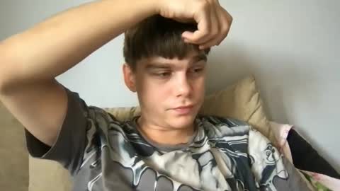 Snapshot of tasteithorny chatting on 10.04.25 tasteithorny online show from 10.04.25