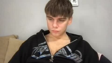 Snapshot of tasteithorny chatting on 10.13.25 tasteithorny online show from 10.13.25