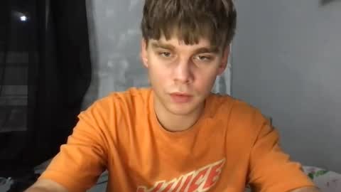 Snapshot of tasteithorny chatting on 10.14.25 tasteithorny online show from 10.14.25