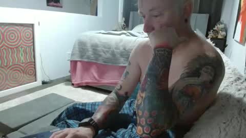 Tasticass1973 online show from 02.10.25