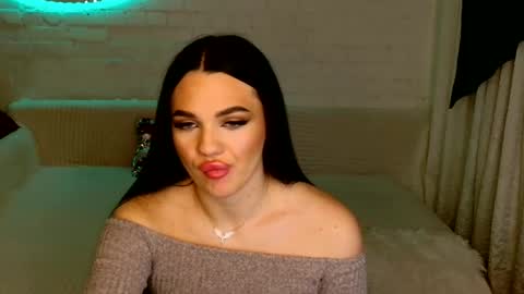 tasty_babyy online show from 12.06.24